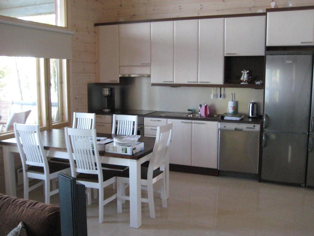 Villa By The Lake Joutseno Room photo