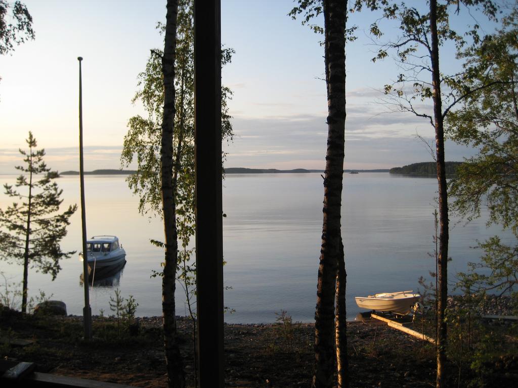 Villa By The Lake Joutseno Room photo